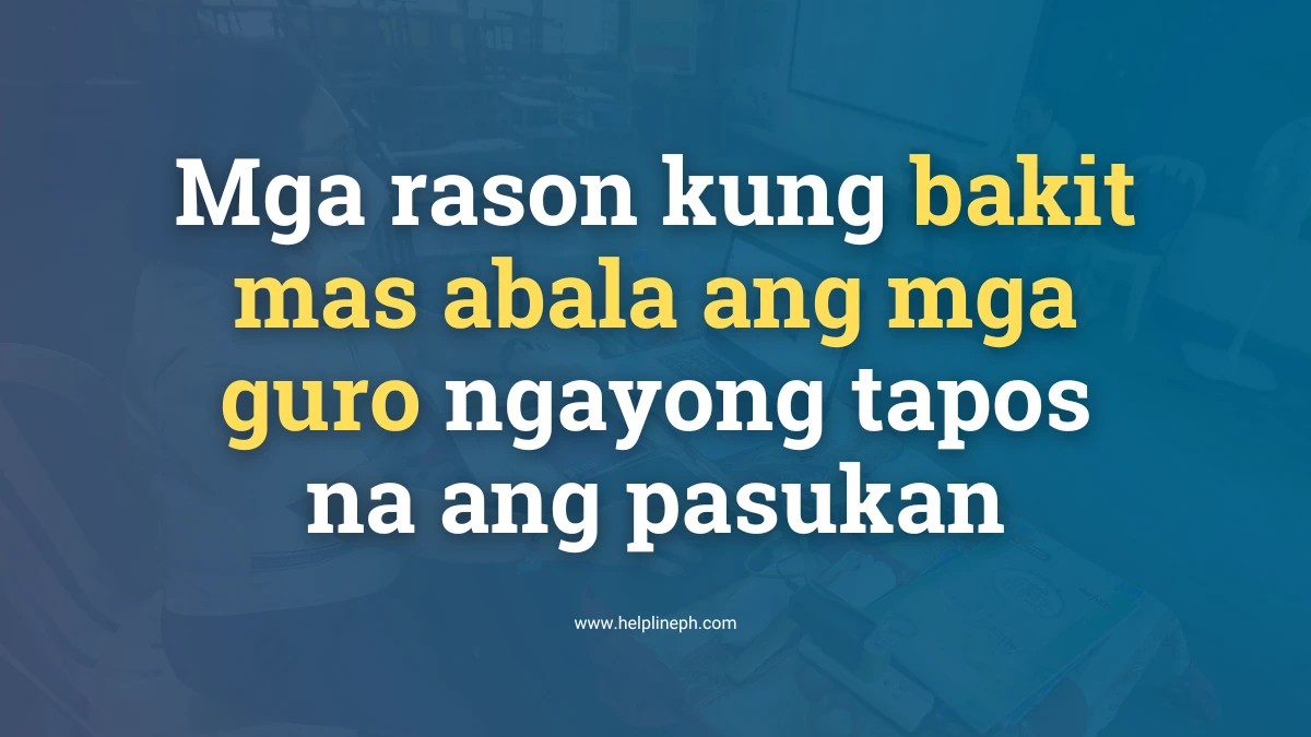 Guro sa loob ng silid-aralan habang abala sa paggawa ng mga papeles pagkatapos ng pasukan